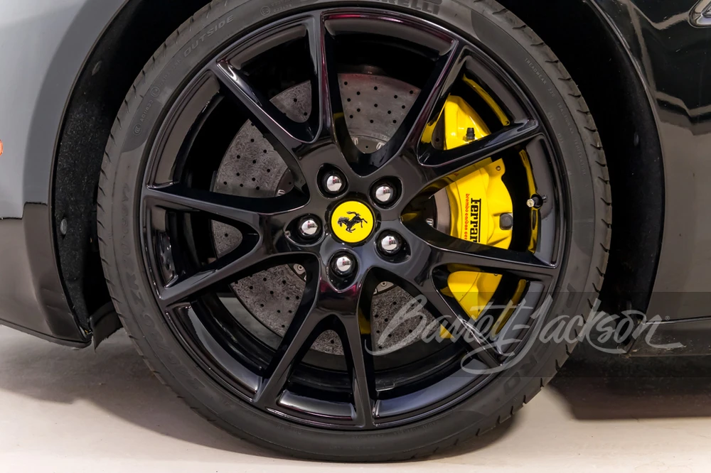 2011 Ferrari California - Image 22 of 31