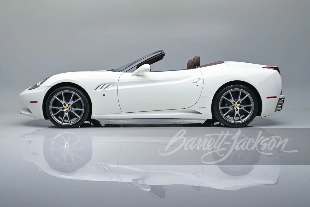 2011 Ferrari California - Image 23 of 31