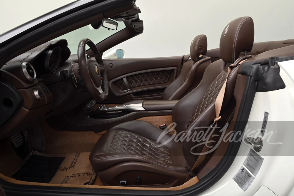 2011 Ferrari California - Image 16 of 31