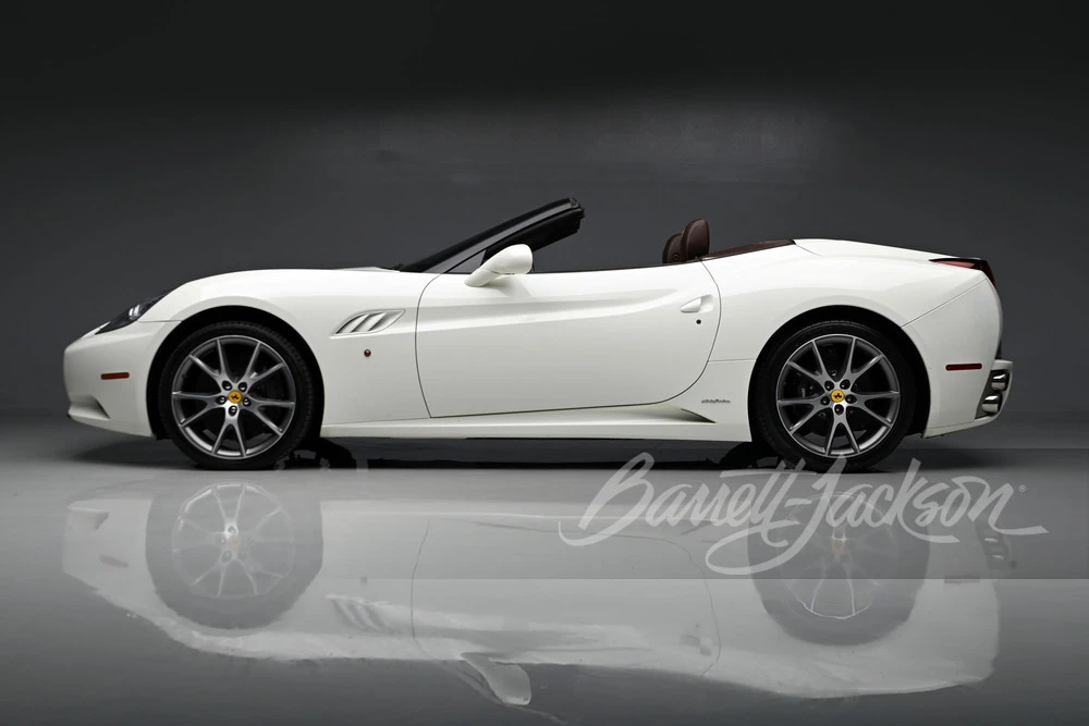 2011 Ferrari California - Image 22 of 31