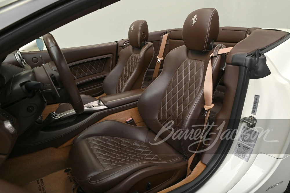 2011 Ferrari California - Image 17 of 31