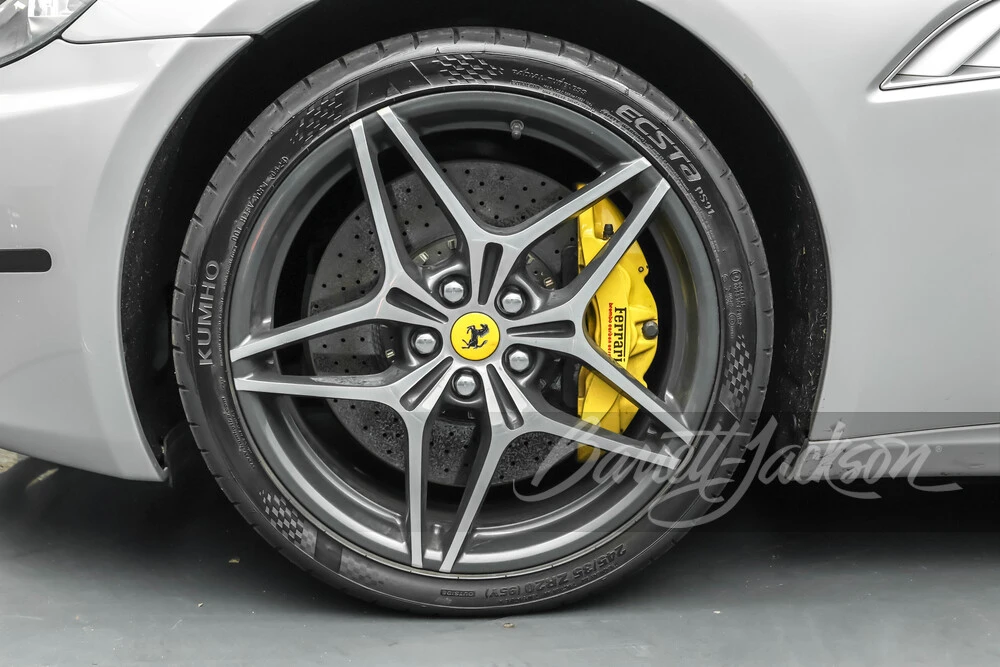 2011 Ferrari California - Image 7 of 31