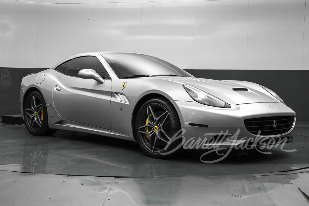 2011 Ferrari California - Image 8 of 31