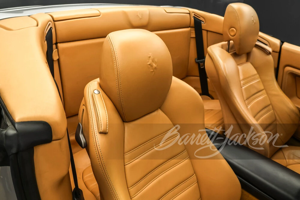 2011 Ferrari California - Image 14 of 31