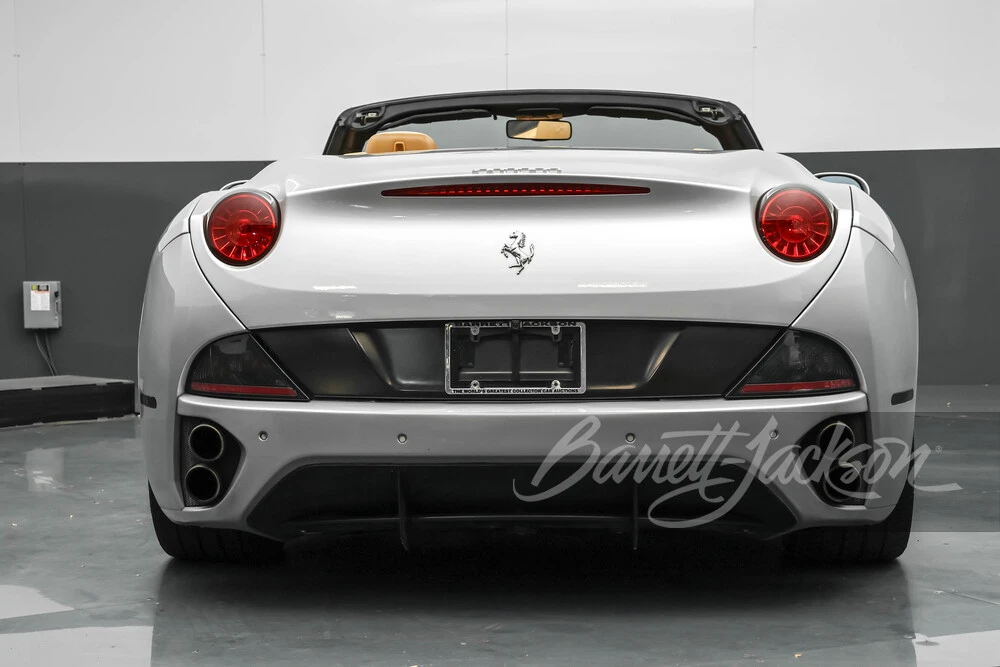 2011 Ferrari California - Image 15 of 31