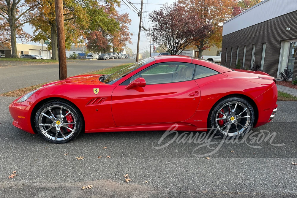 2011 Ferrari California - Image 11 of 18