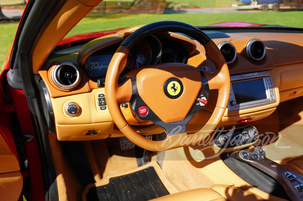 2011 Ferrari California - Image 15 of 31