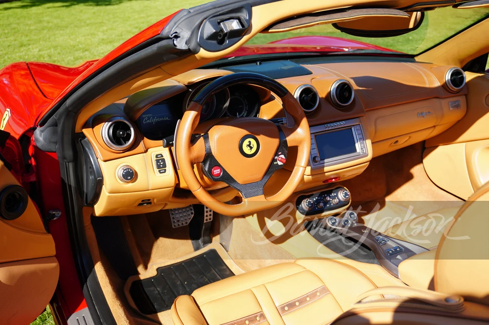 2011 Ferrari California - Image 25 of 31