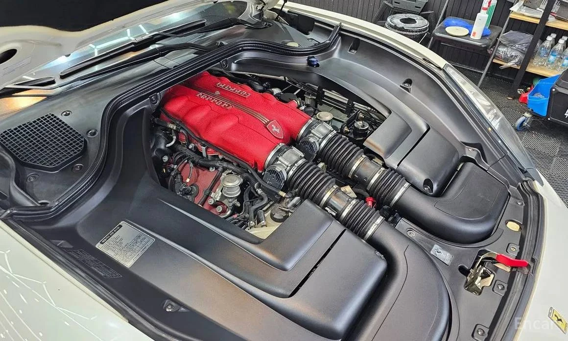 2011 Ferrari California - Image 16 of 18