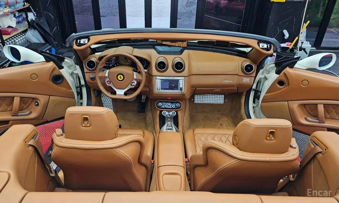 2011 Ferrari California - Image 14 of 18