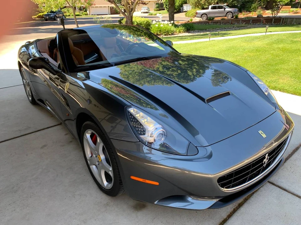 2011 Ferrari California - Image 4 of 5