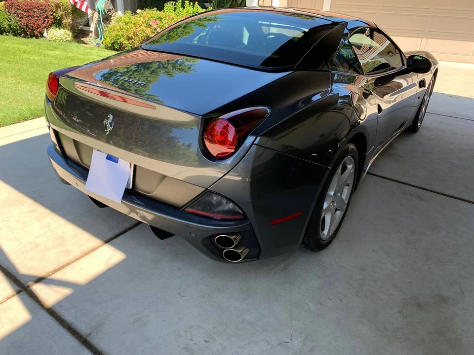 2011 Ferrari California - Image 14 of 20