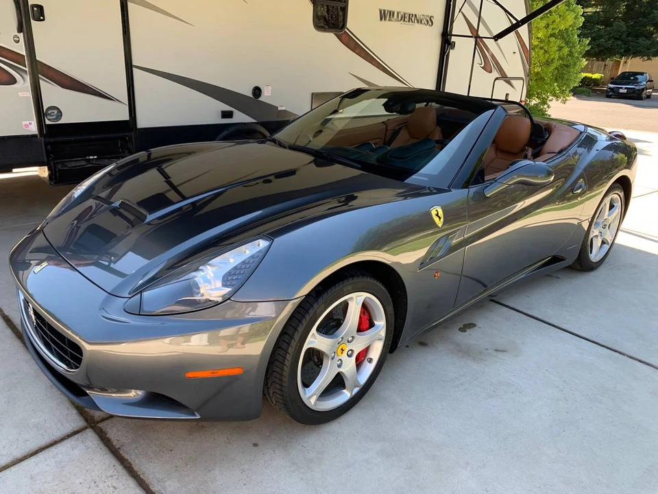2011 Ferrari California - Image 2 of 20