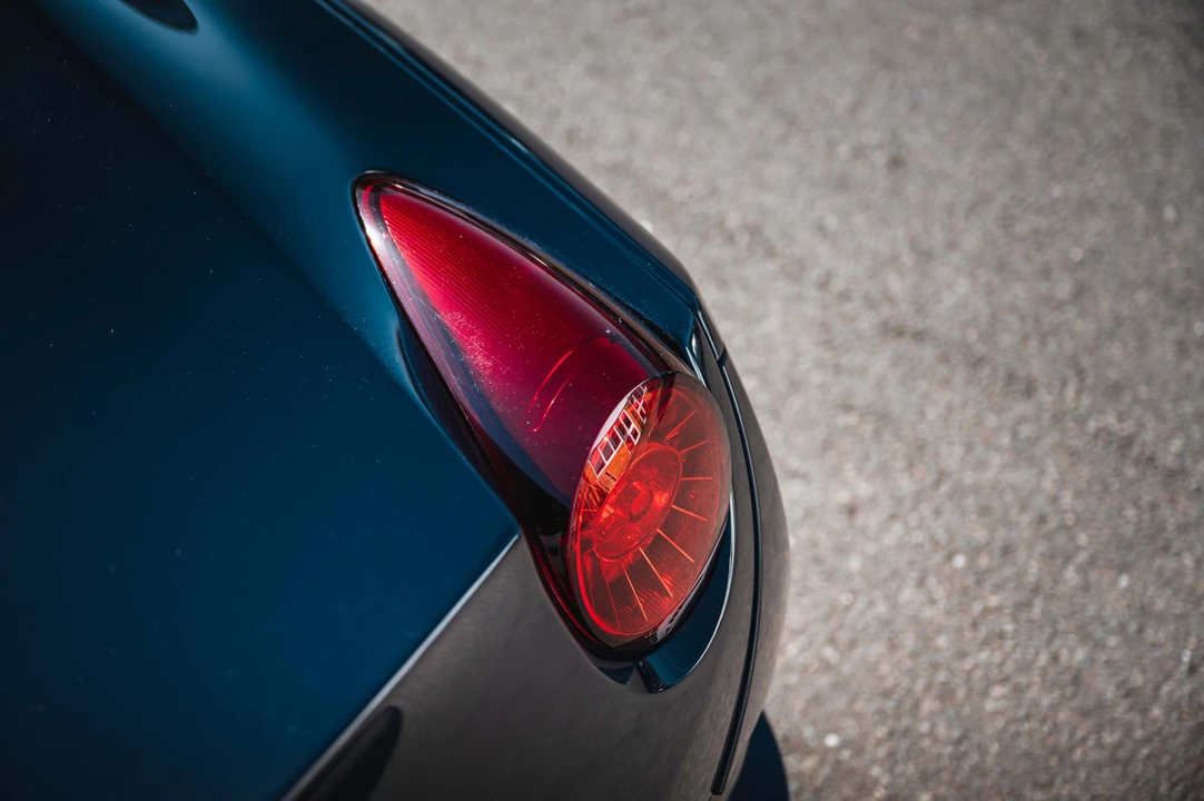 2011 Ferrari California - Image 23 of 31
