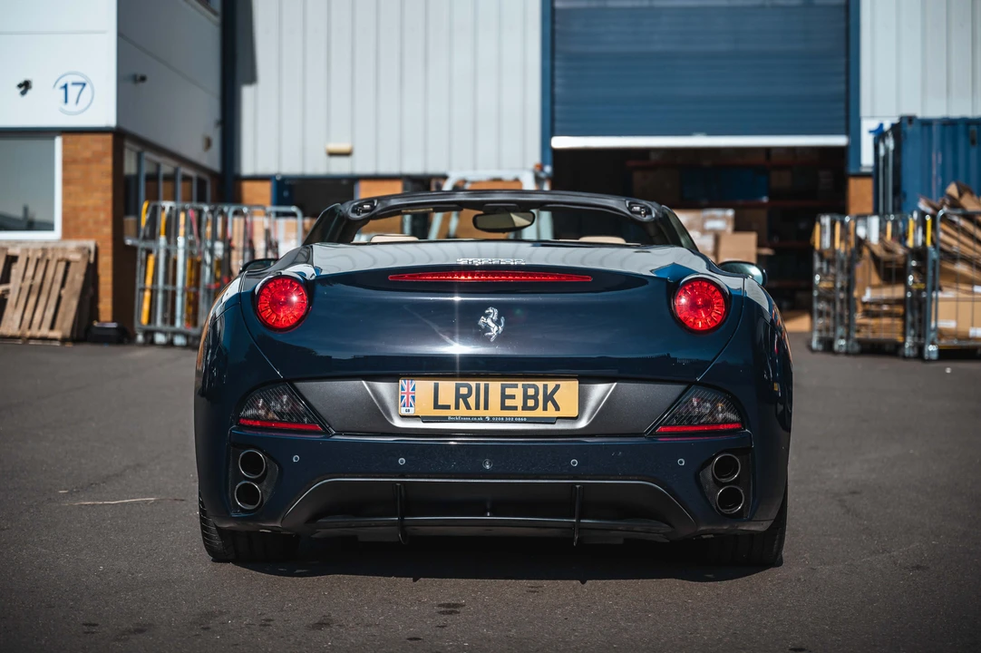 2011 Ferrari California - Image 7 of 31