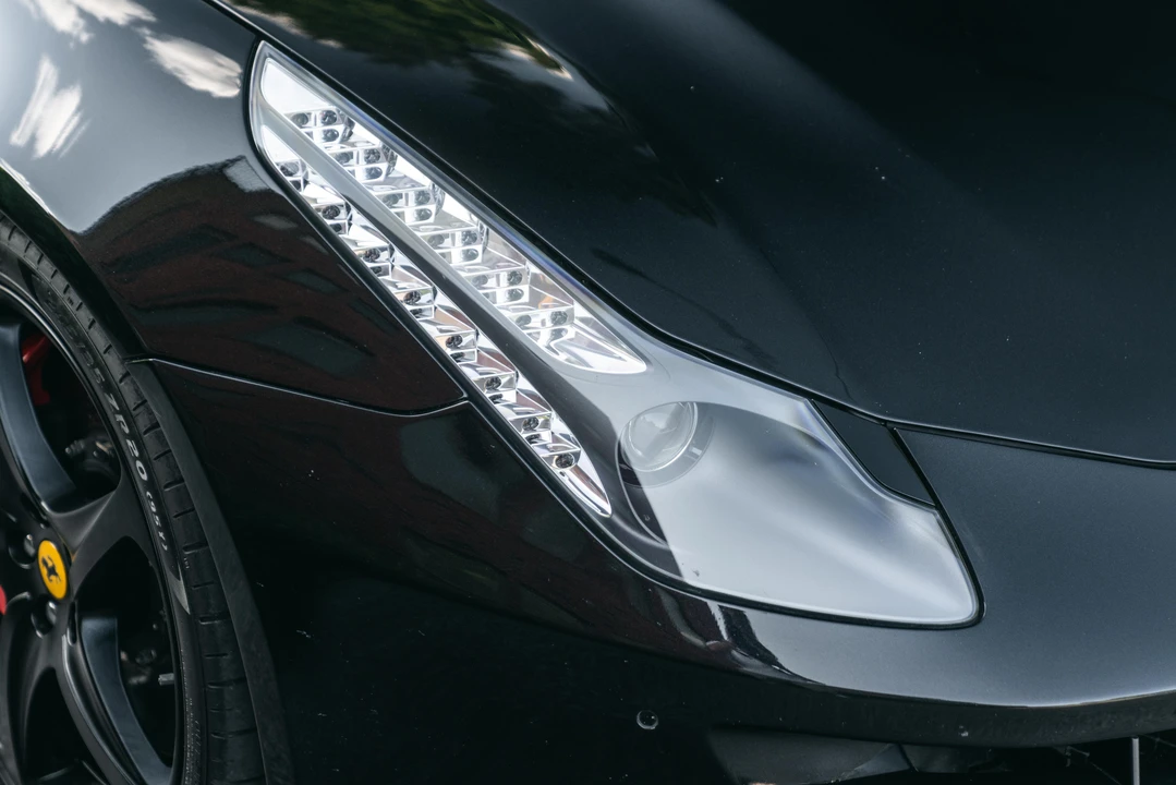 2012 Ferrari FF - Image 11 of 31
