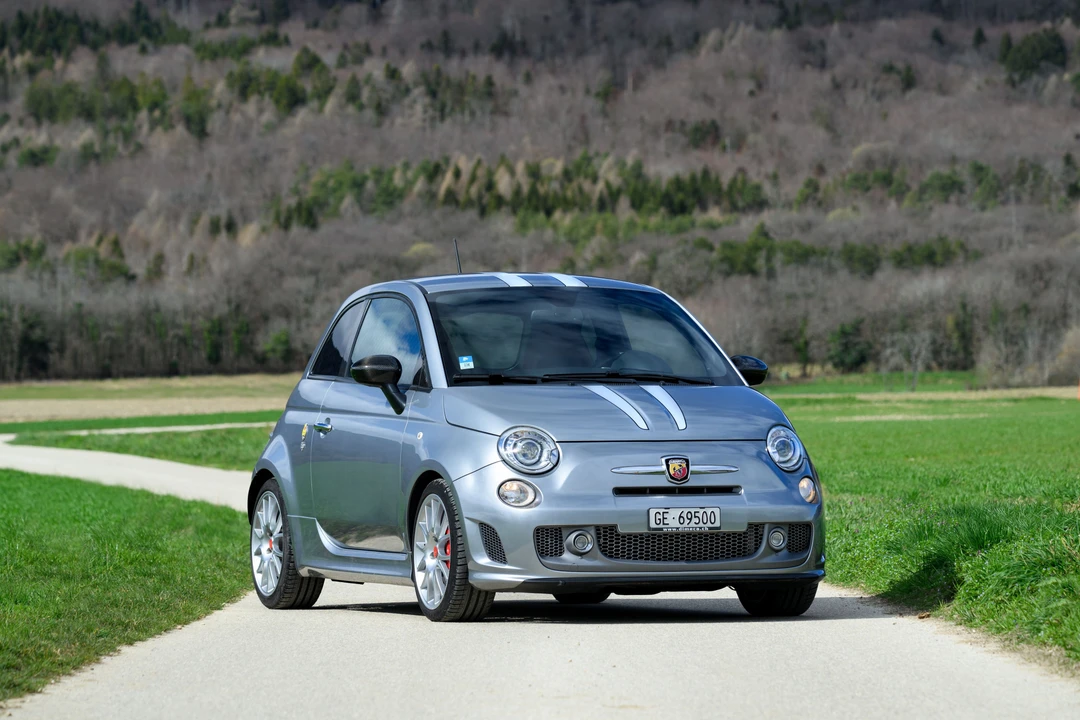 2011 Abarth - Image 2 of 31