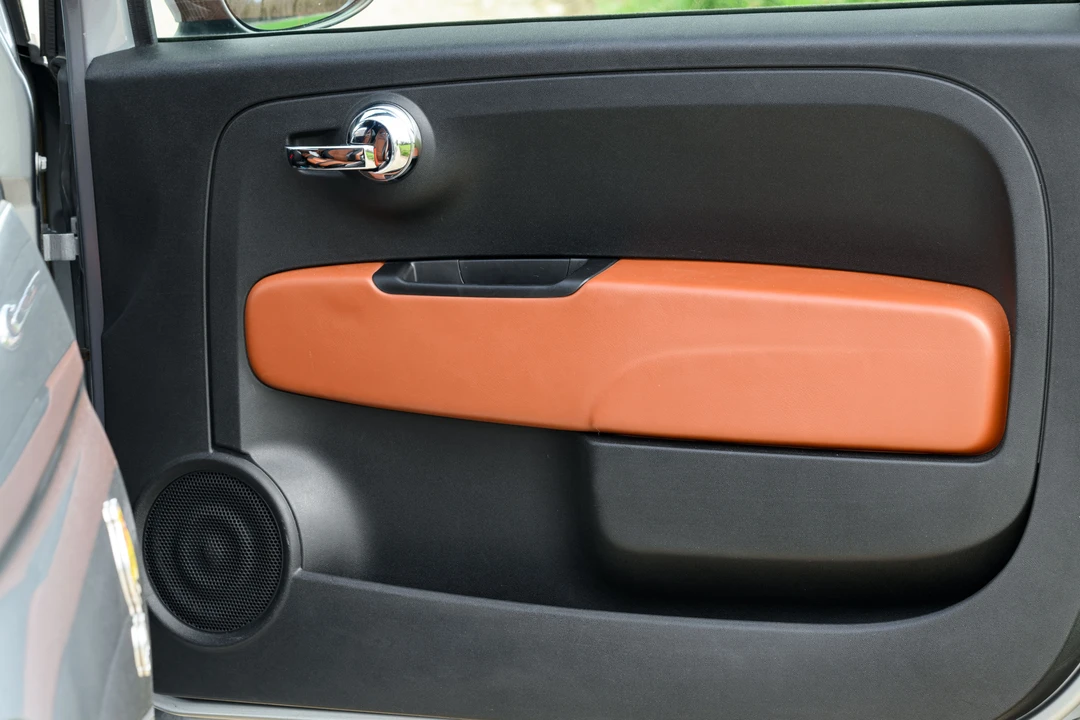 2011 Abarth - Image 15 of 31