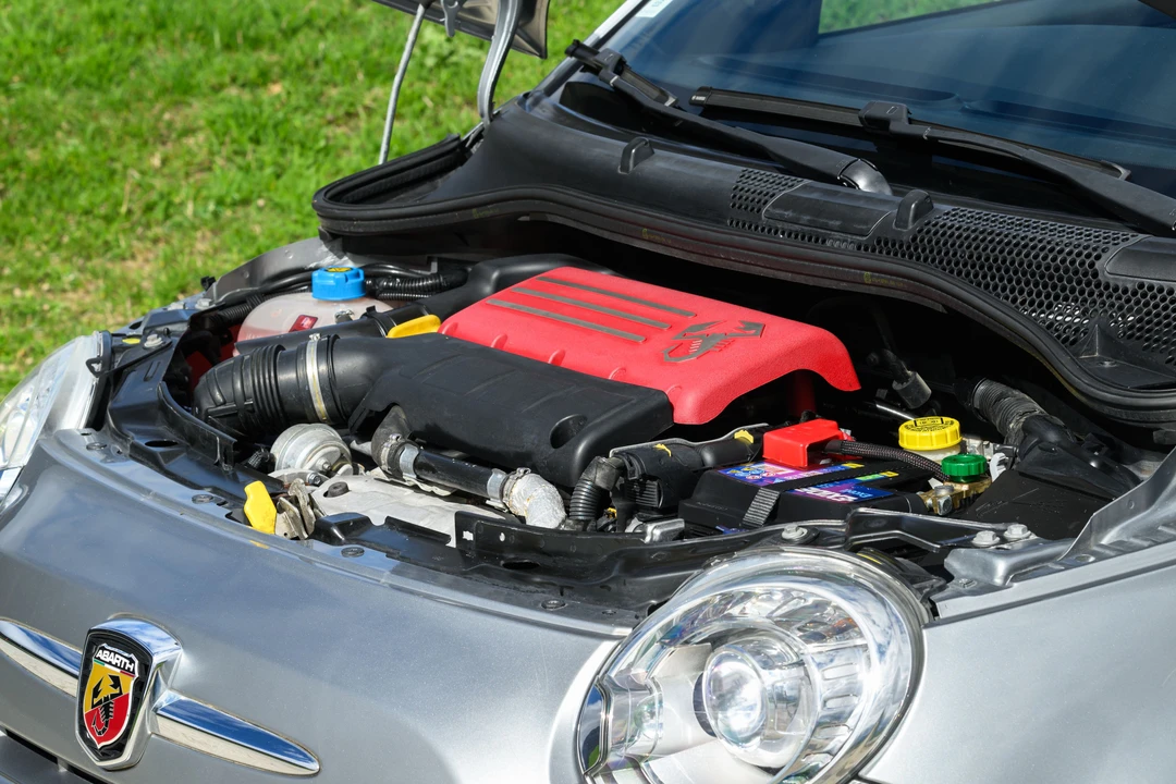 2011 Abarth - Image 31 of 31