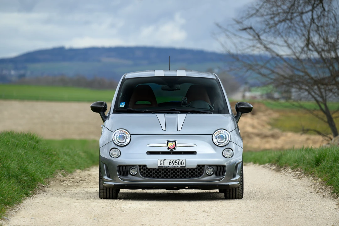 2011 Abarth - Image 12 of 31