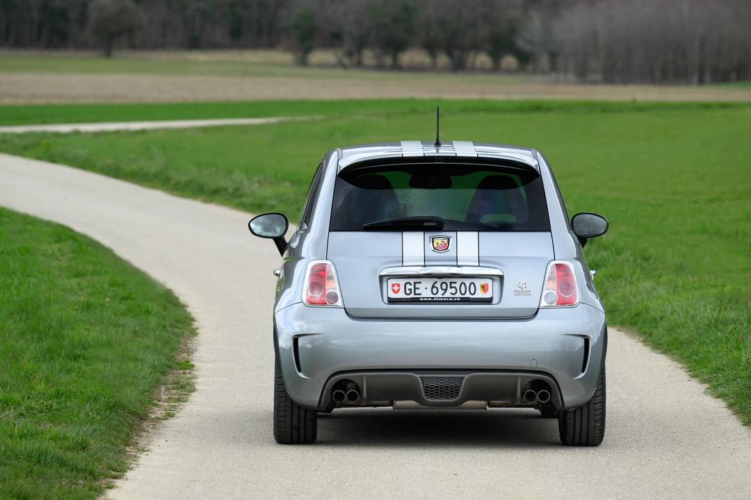 2011 Abarth - Image 13 of 31