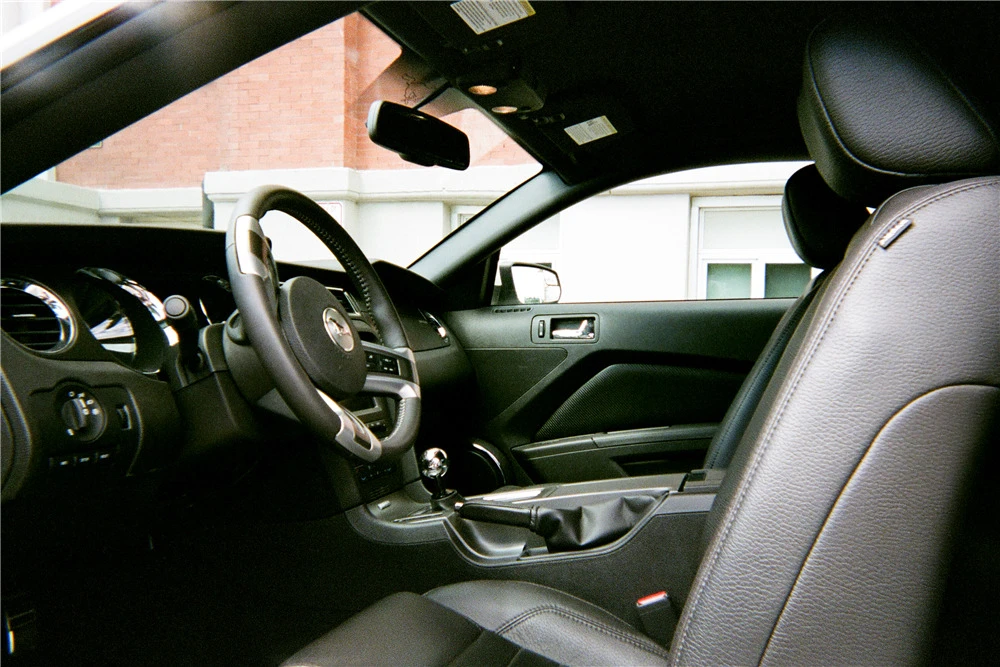 2011 Ford S197 Mustang - Image 4 of 12