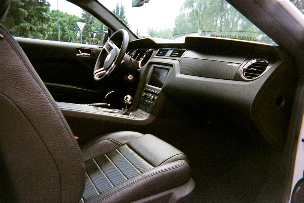 2011 Ford S197 Mustang - Image 9 of 12
