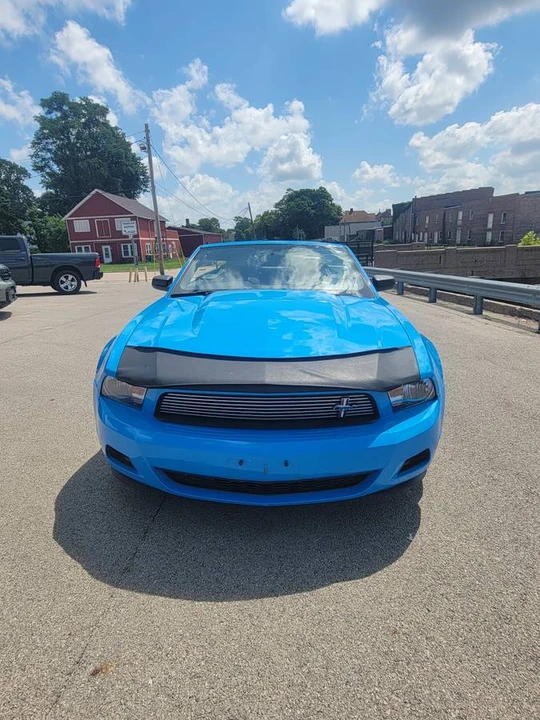 2011 Ford S197 Mustang - Image 8 of 12