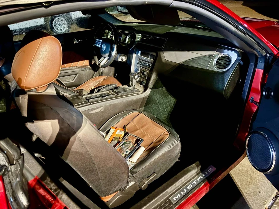 2011 Ford S197 Mustang - Image 7 of 7
