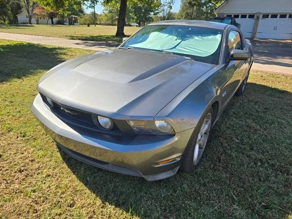 2011 Ford S197 Mustang - Image 2 of 17