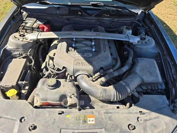 2011 Ford S197 Mustang - Image 16 of 17