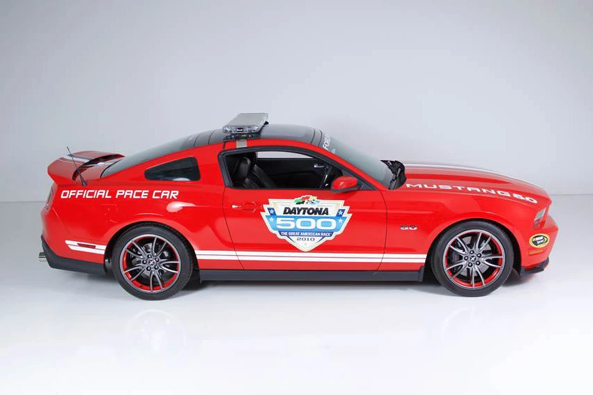 2011 Ford S197 Mustang - Image 4 of 4