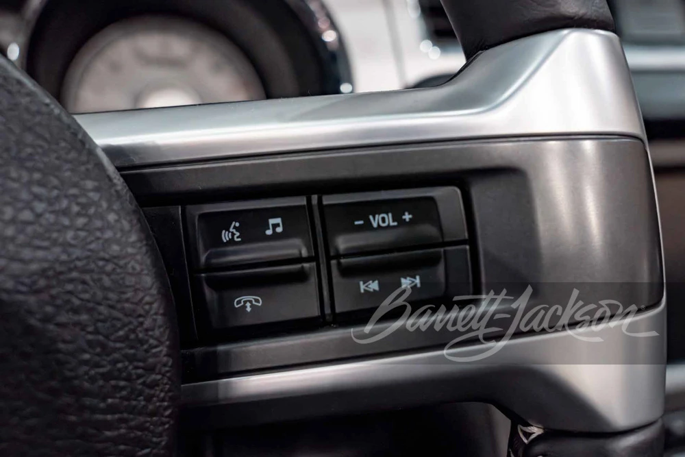 2011 Ford S197 Mustang - Image 14 of 31