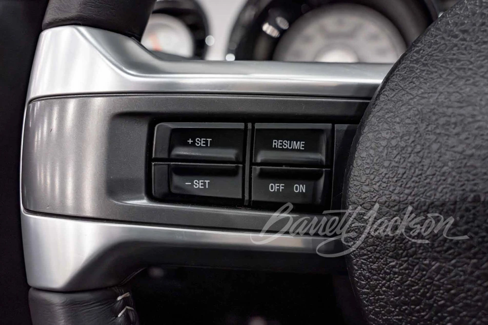 2011 Ford S197 Mustang - Image 12 of 31