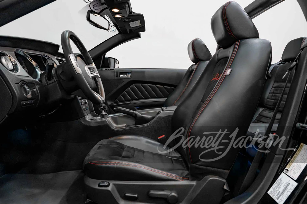2011 Ford S197 Mustang - Image 9 of 31