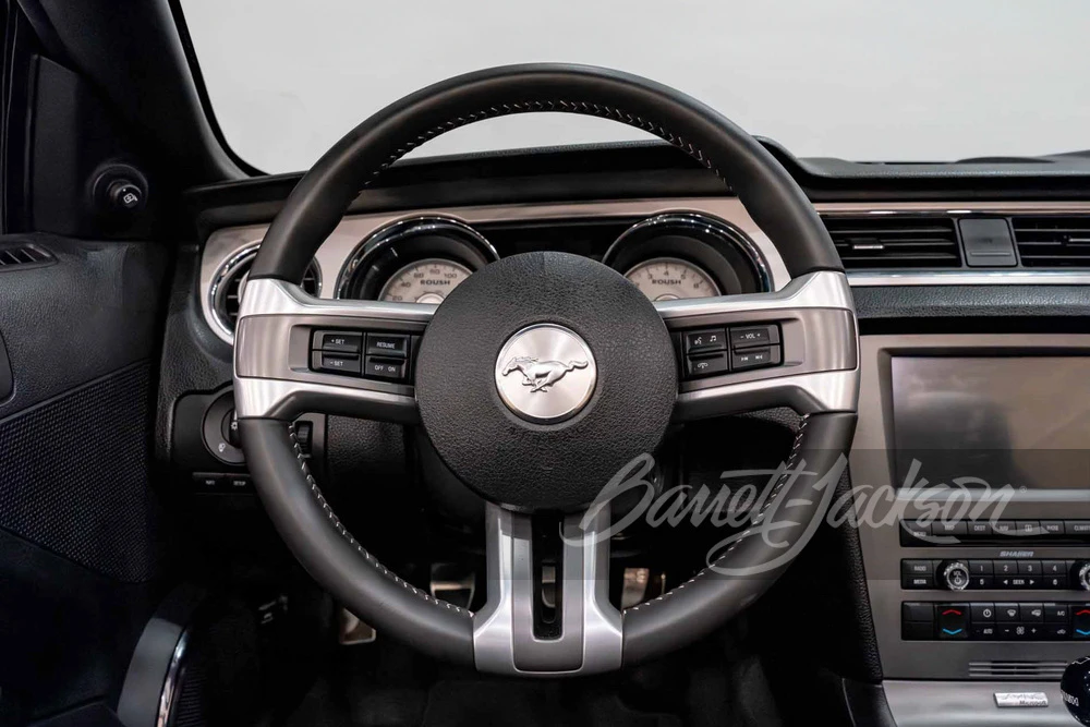 2011 Ford S197 Mustang - Image 13 of 31