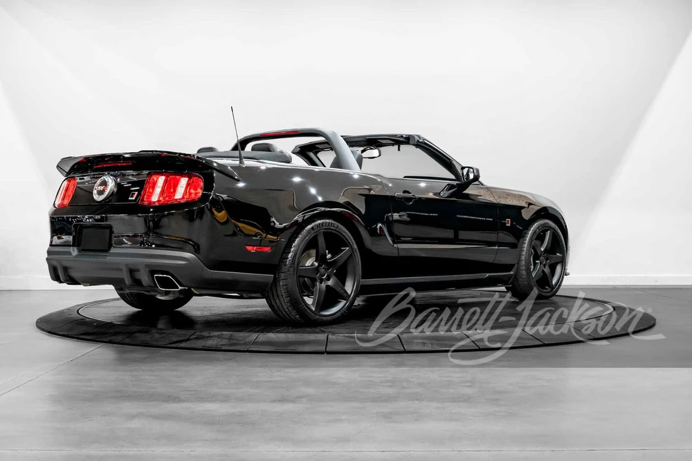 2011 Ford S197 Mustang - Image 2 of 31