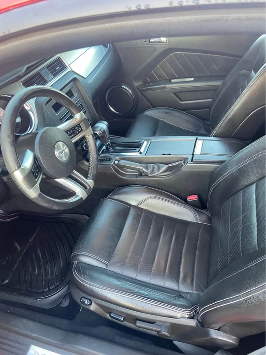2011 Ford S197 Mustang - Image 7 of 13