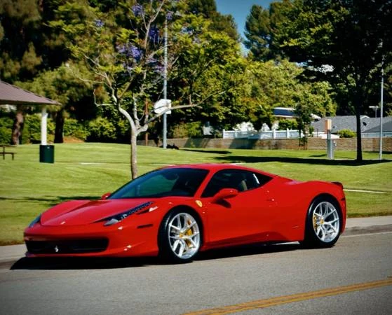 2011 Ferrari 458 Italia - Image 5 of 11