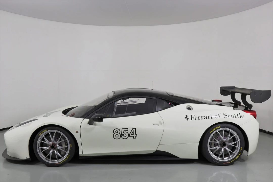 2011 Ferrari 458 Italia - Image 3 of 31