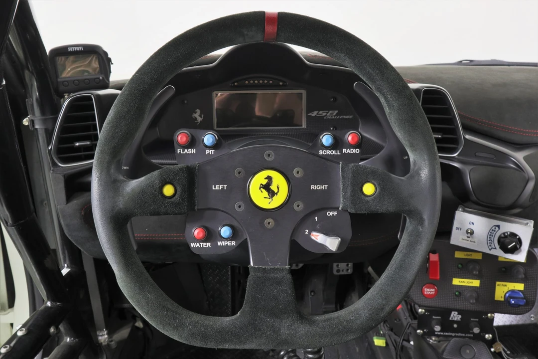 2011 Ferrari 458 Italia - Image 21 of 31