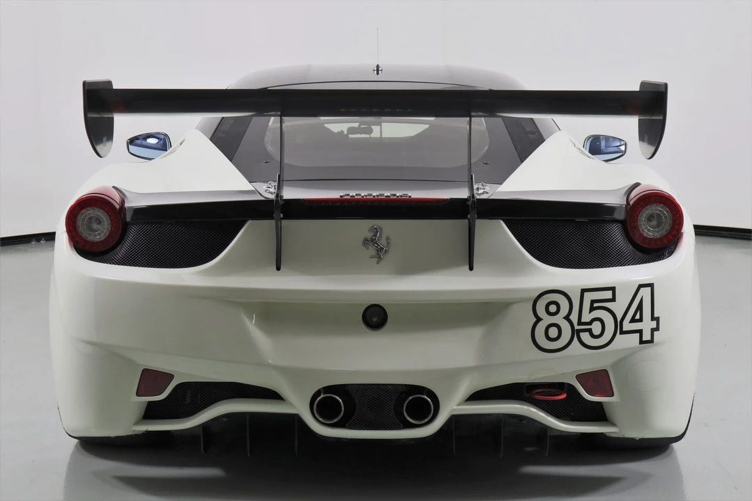 2011 Ferrari 458 Italia - Image 4 of 31