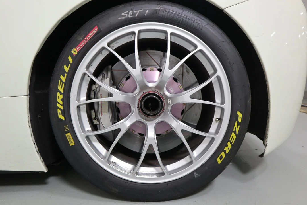 2011 Ferrari 458 Italia - Image 18 of 31