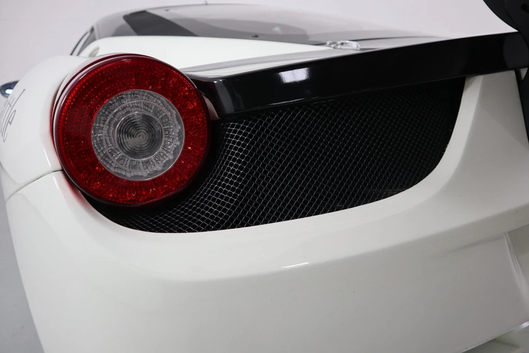 2011 Ferrari 458 Italia - Image 9 of 31