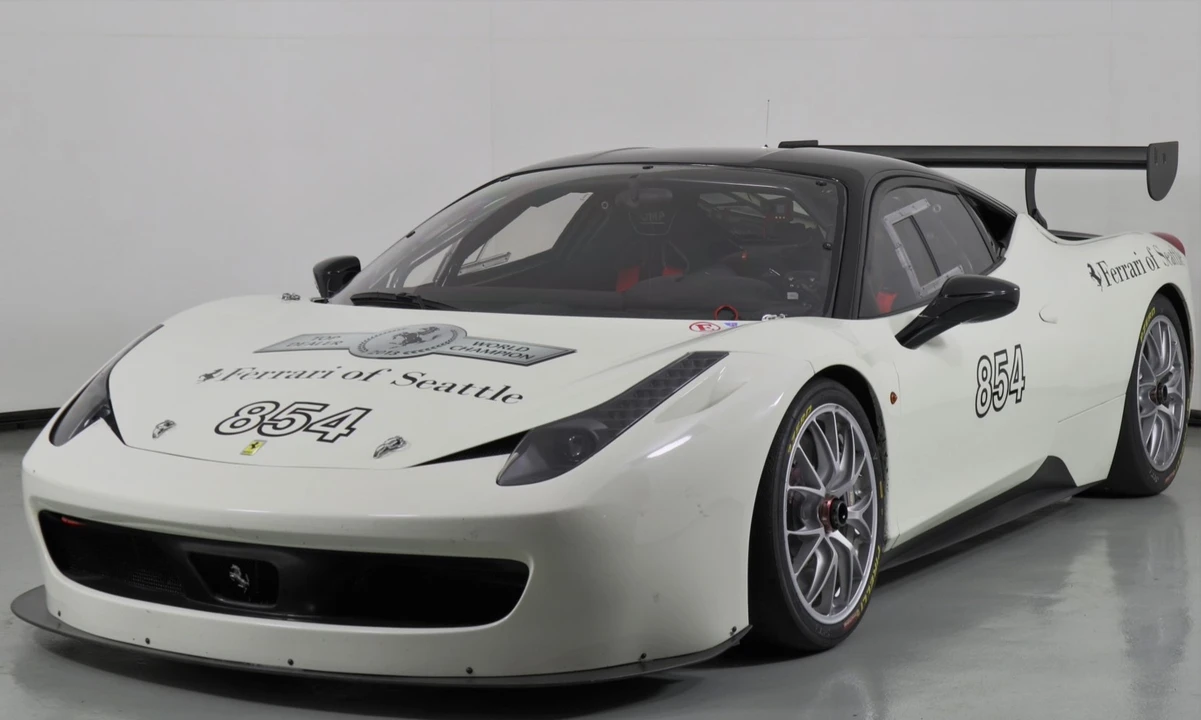 2011 Ferrari 458 Italia - Image 2 of 31