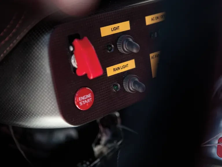 2011 Ferrari 458 - Image 26 of 31