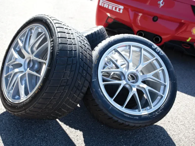 2011 Ferrari 458 - Image 19 of 31