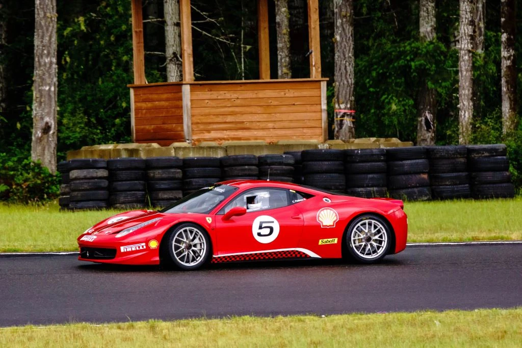 2011 Ferrari 458 Italia - Image 16 of 31
