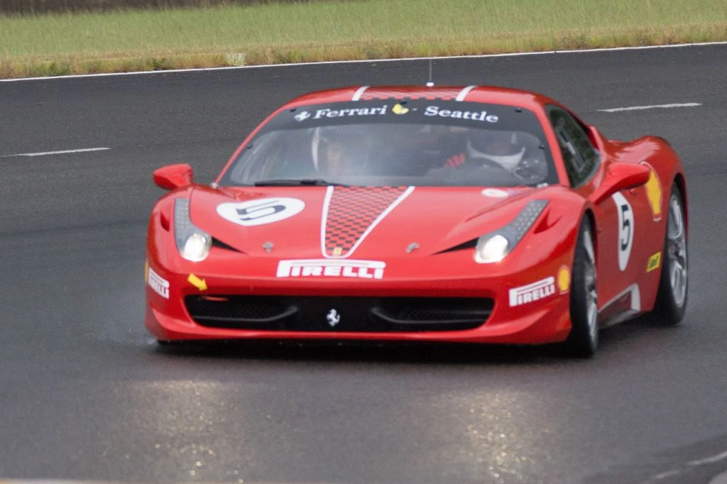 2011 Ferrari 458 Italia - Image 14 of 31