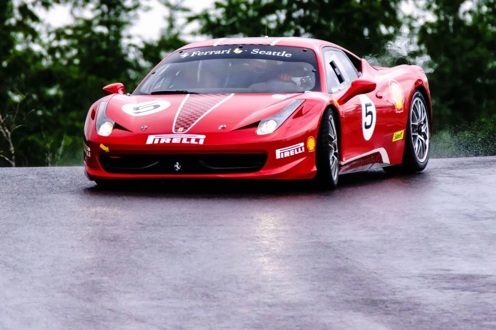 2011 Ferrari 458 Italia - Image 12 of 31